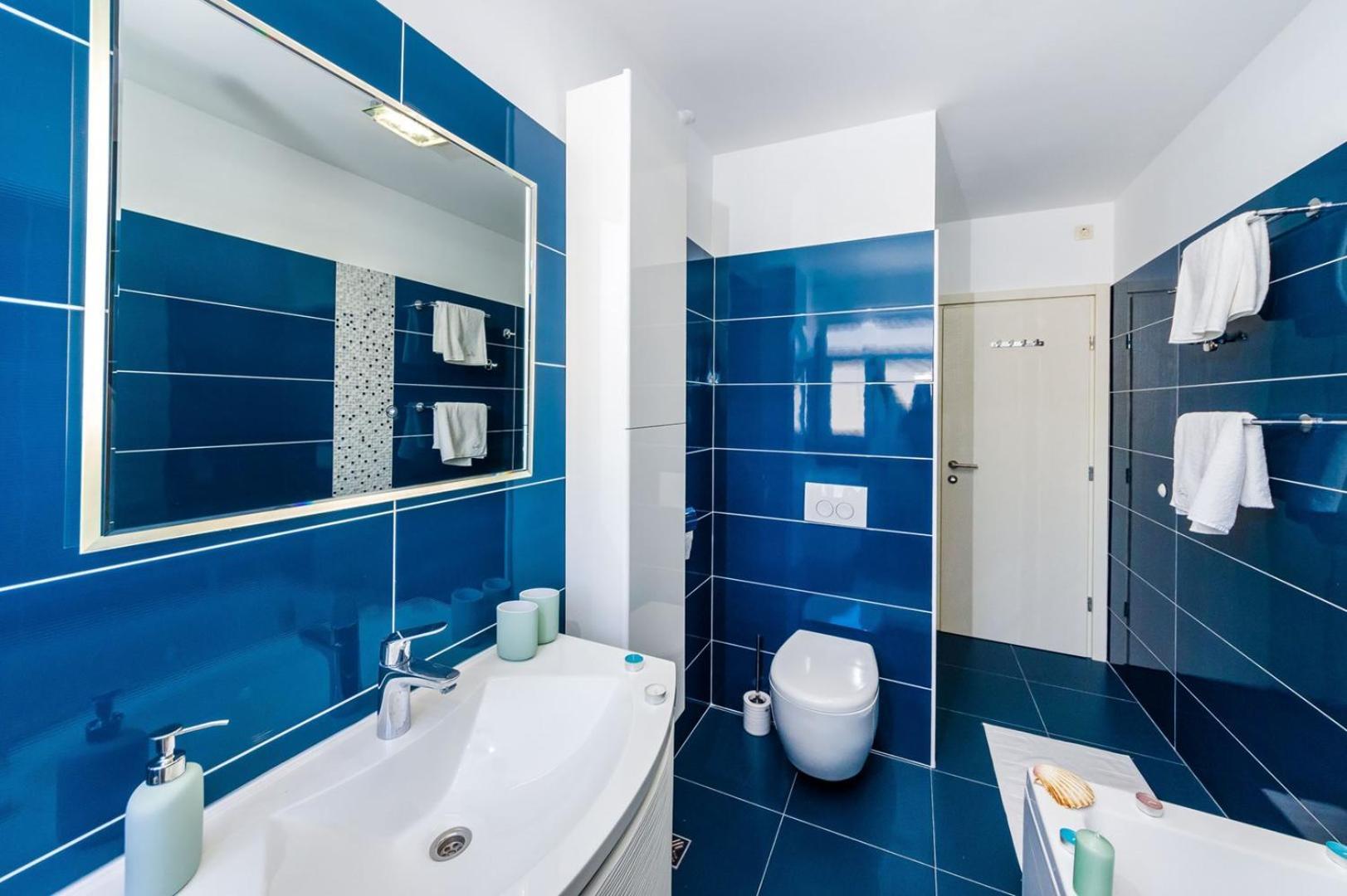 Ema 2Br Apt. In Old Town Centre Zara Esterno foto