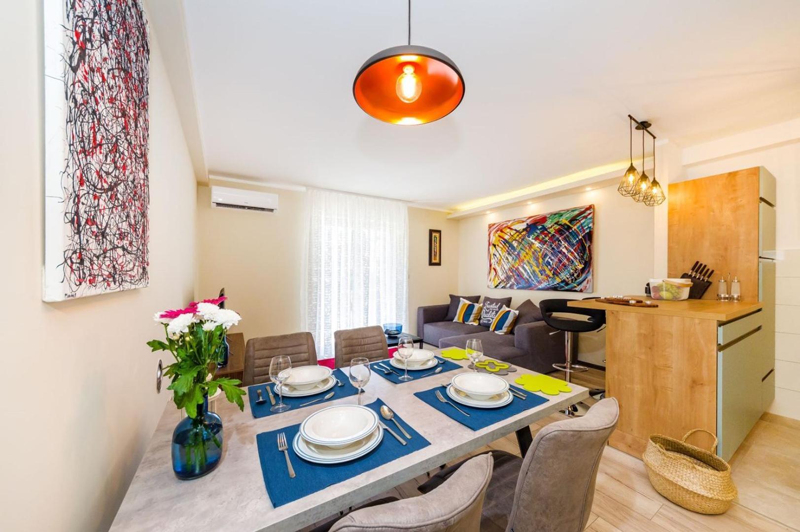 Ema 2Br Apt. In Old Town Centre Zara Esterno foto