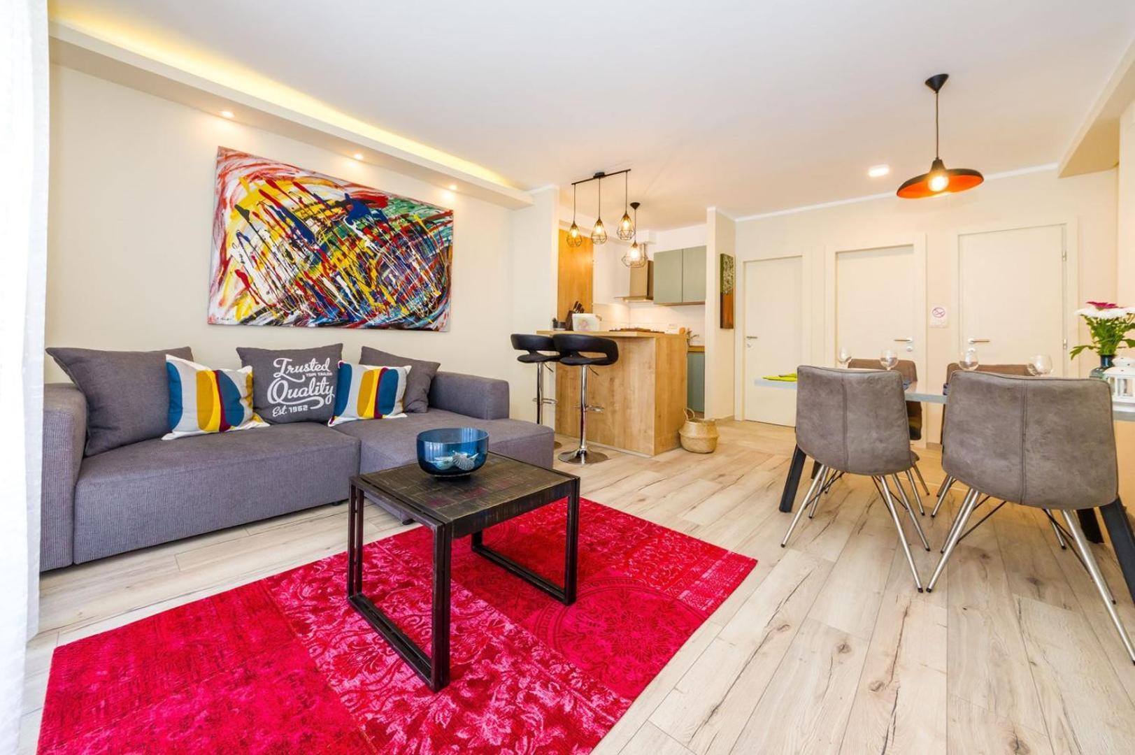 Ema 2Br Apt. In Old Town Centre Zara Esterno foto