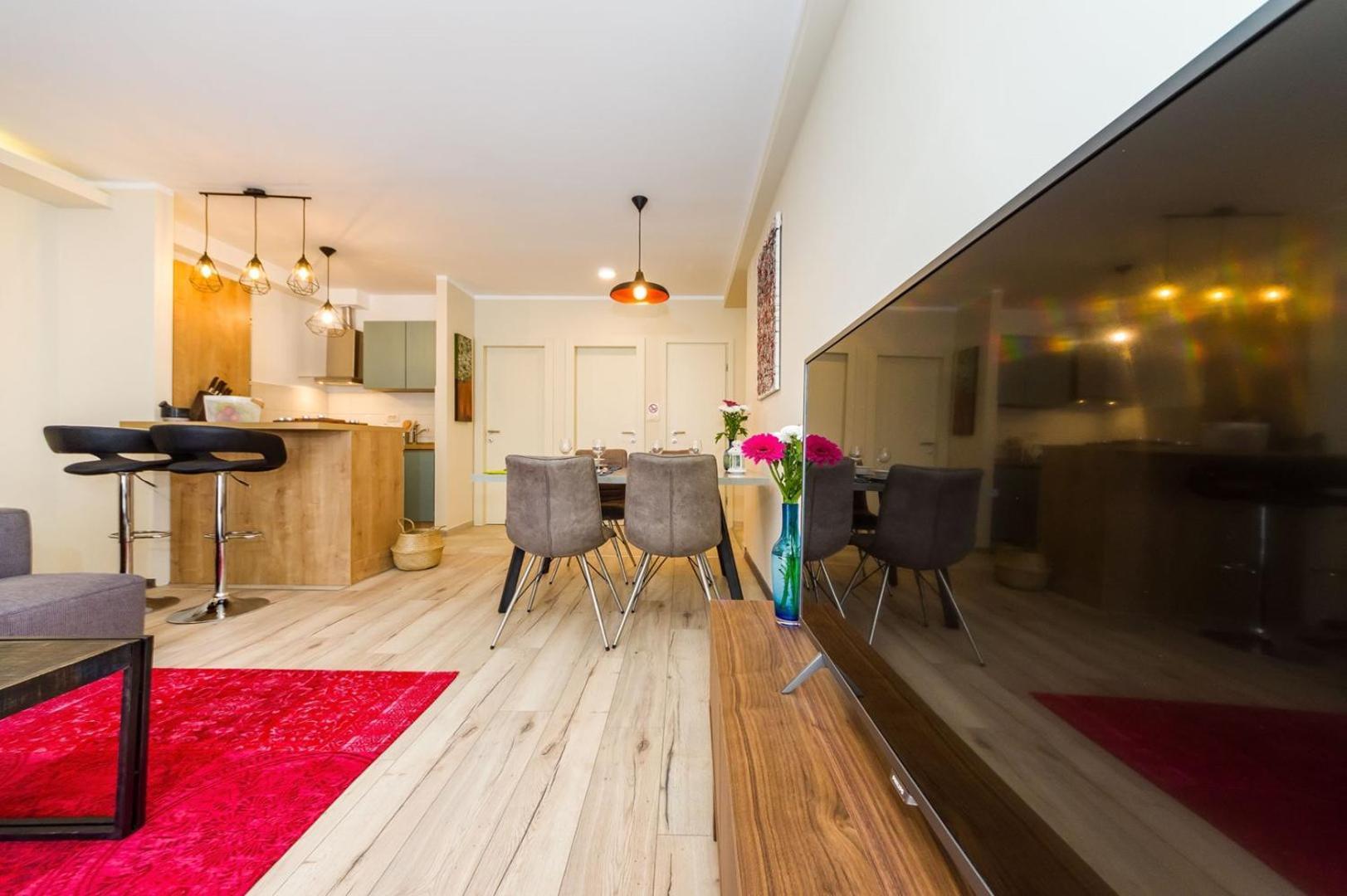 Ema 2Br Apt. In Old Town Centre Zara Esterno foto