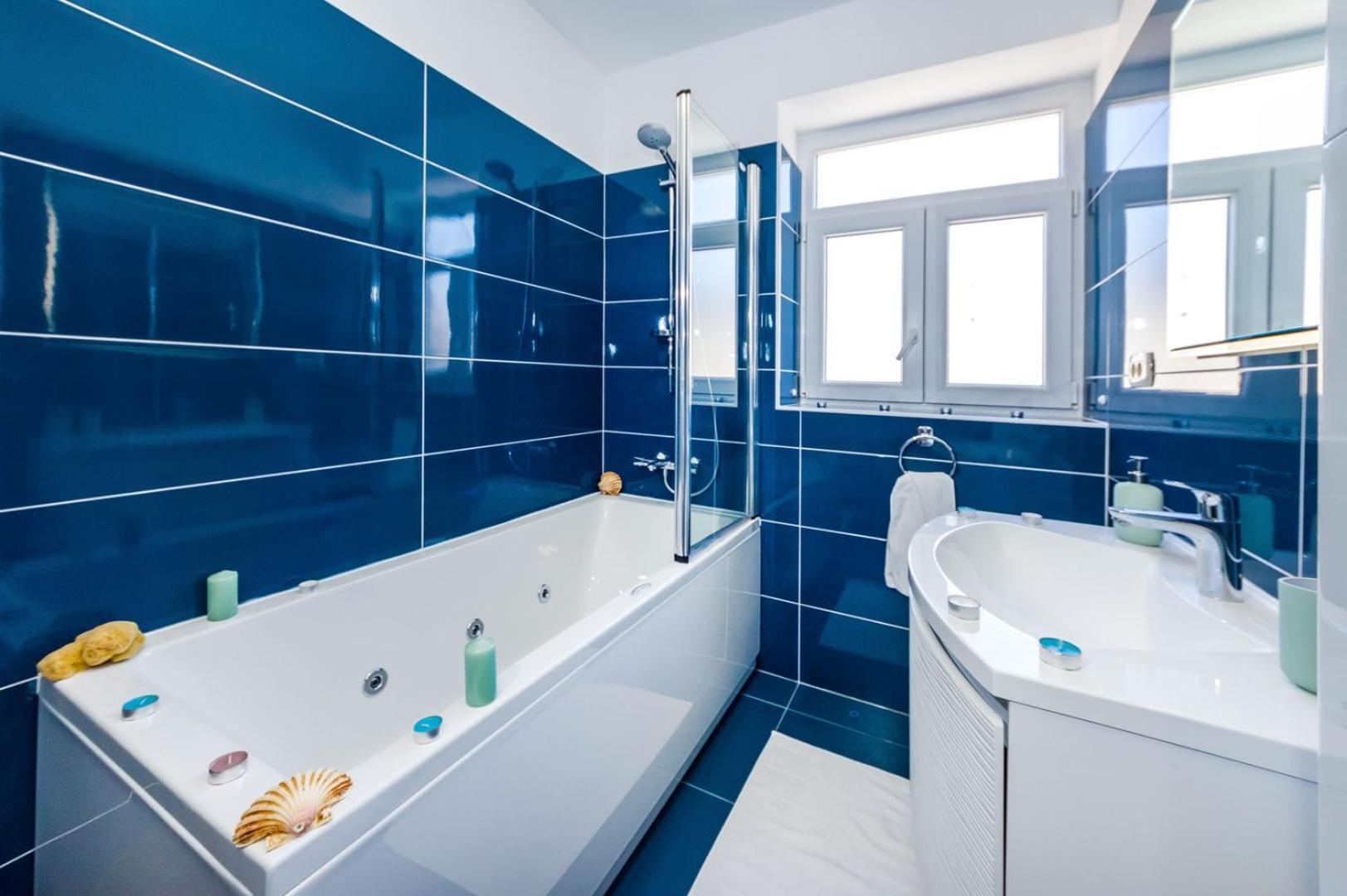 Ema 2Br Apt. In Old Town Centre Zara Esterno foto