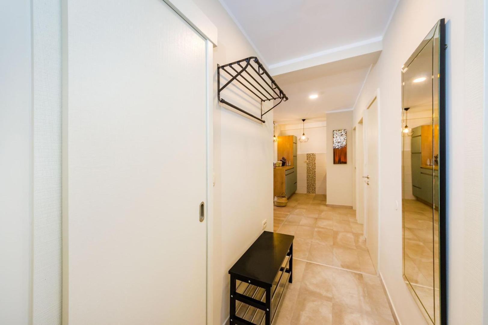 Ema 2Br Apt. In Old Town Centre Zara Esterno foto