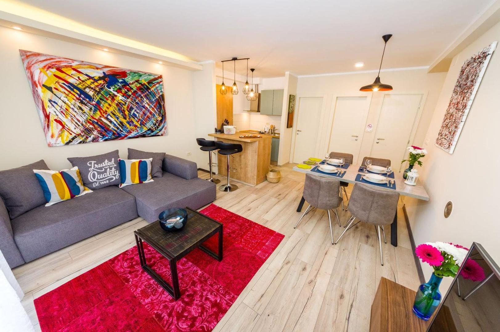 Ema 2Br Apt. In Old Town Centre Zara Esterno foto