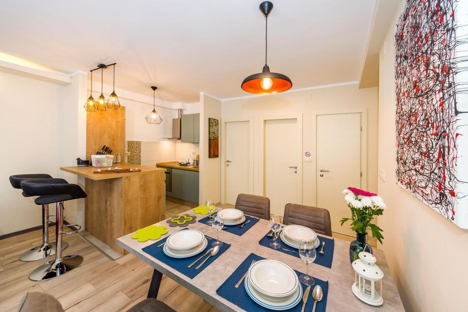 Ema 2Br Apt. In Old Town Centre Zara Esterno foto
